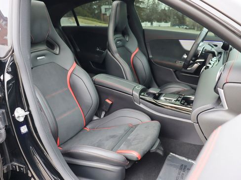 Used 2022 Mercedes-Benz CLA 35 AMG 4MATIC w/ AMG Performance Seat Package image 18