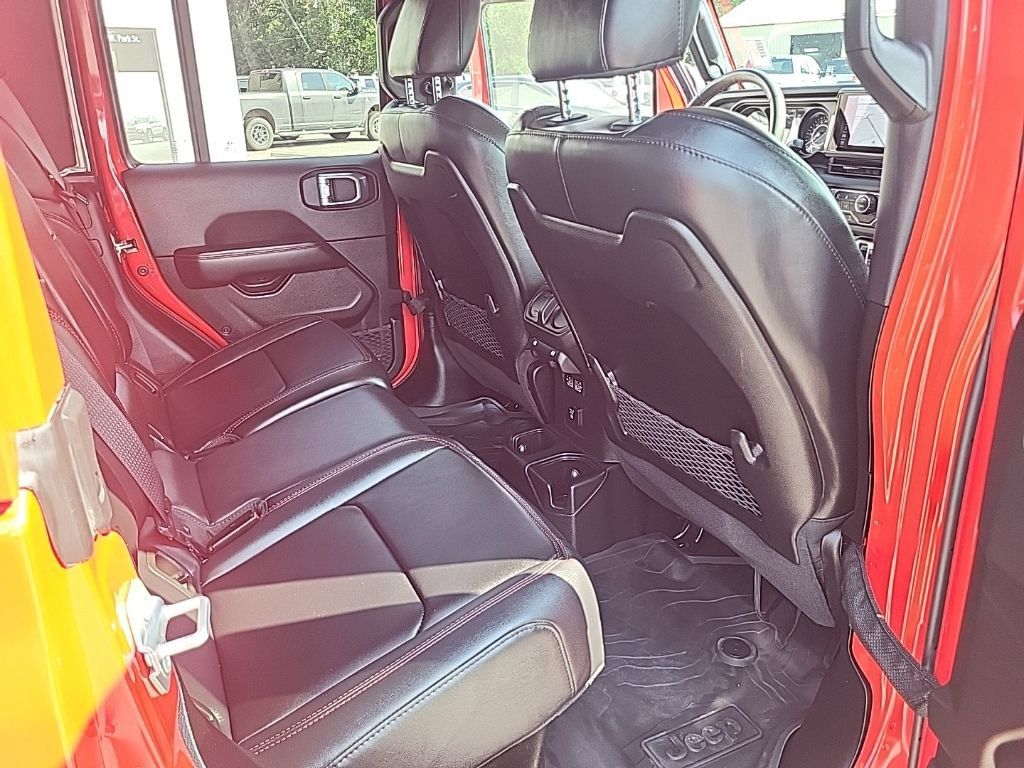Used 2024 Jeep Gladiator Rubicon AWD/4WD image 20