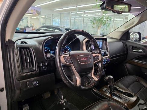 Used 2017 GMC Canyon Denali RWD image 7