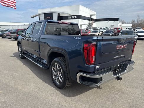 Used 2022 GMC Sierra 1500 SLT image 3