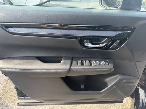 Used 2025 Honda CR-V EX-L image 13