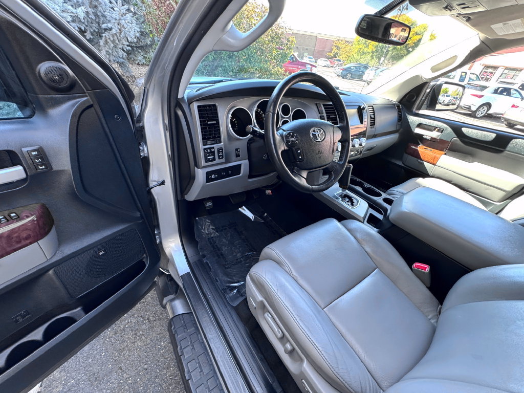Used 2012 Toyota Tundra Limited w/ Memory Pkg AWD/4WD image 23