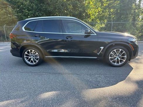 Certified 2024 BMW X5 xDrive40i w/ Parking Assistance Package AWD/4WD image 12