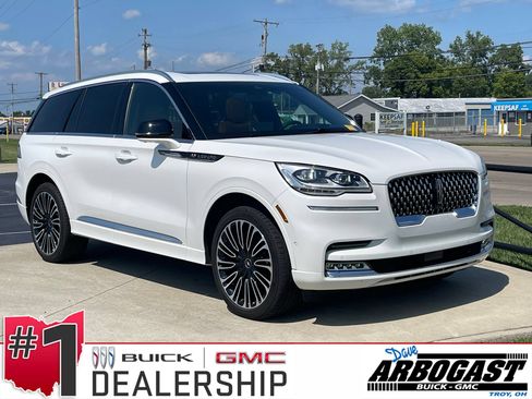Used 2023 Lincoln Aviator Black Label w/ Dynamic Handling Package AWD/4WD image 1