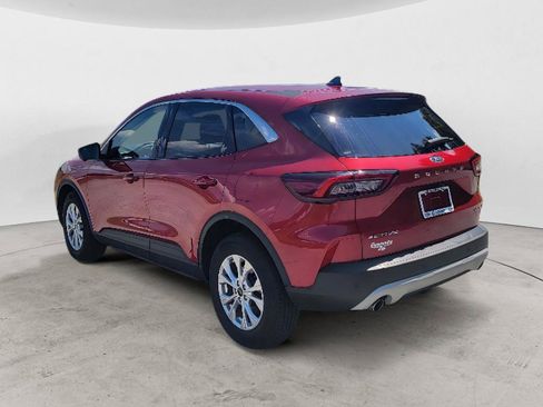 Used 2023 Ford Escape Active w/ Tech Pack #2 AWD/4WD image 9