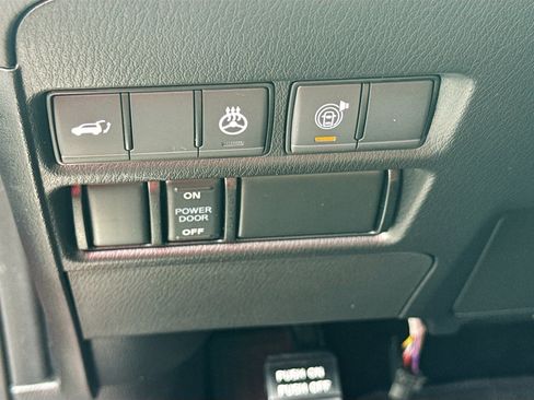 Used 2022 Nissan Armada Platinum AWD/4WD image 10