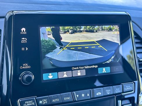 Used 2024 Honda Odyssey Elite image 20