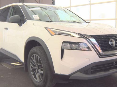 Used 2023 Nissan Rogue S FWD image 1