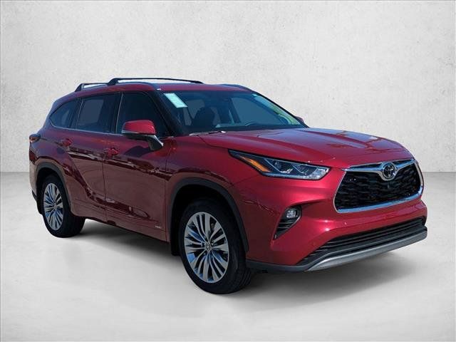 New 2026 Toyota Highlander Platinum AWD/4WD image 7