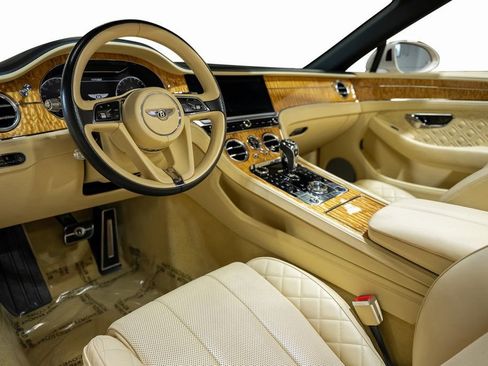 Used 2020 Bentley Continental GT image 39
