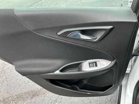 Used 2023 Chevrolet Malibu LS FWD image 33