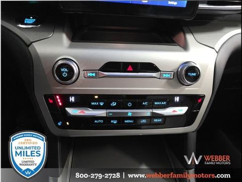 Used 2021 Ford Explorer XLT w/ Equipment Group 202A image 24