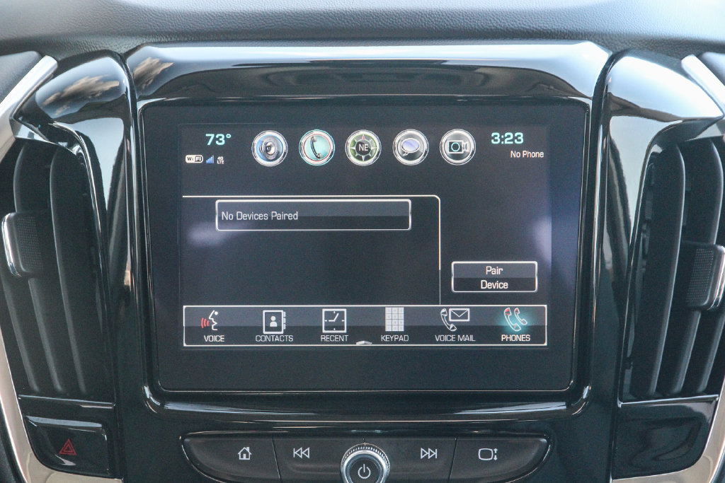 Used 2018 Chevrolet Traverse Premier w/ Driver Confidence II Package FWD image 14