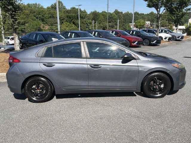 Used 2018 Hyundai Ioniq Blue FWD image 9