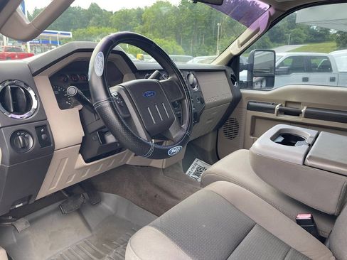 Used 2010 Ford F250 XL AWD/4WD image 24