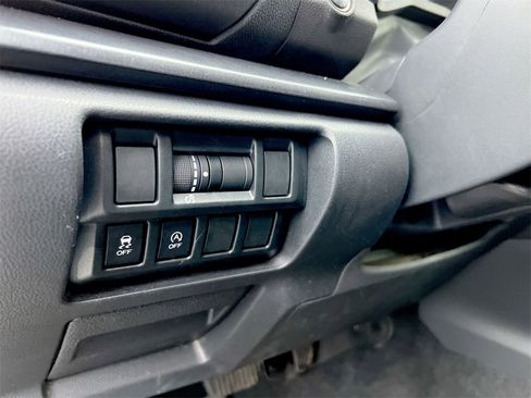 Used 2022 Subaru Crosstrek 2.5i Sport image 16