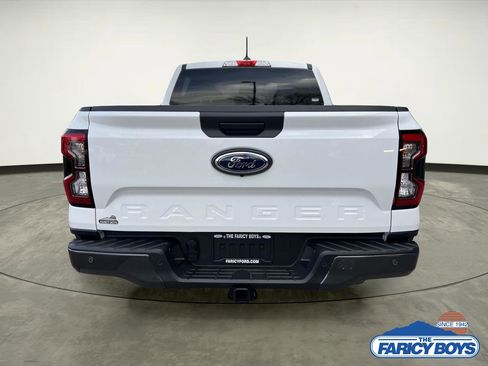 Used 2025 Ford Ranger XLT w/ FX4 Off-Road Package image 3