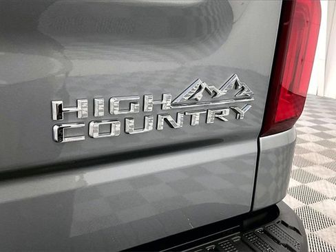 Used 2024 Chevrolet Silverado 1500 High Country w/ High Country Premium Package image 8