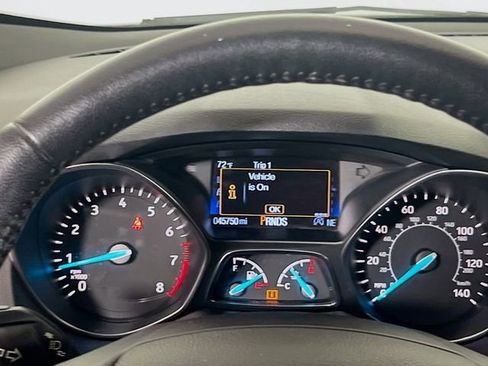 Used 2019 Ford Escape SEL FWD image 11