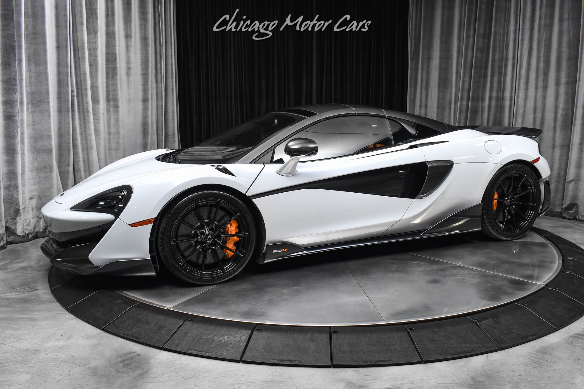 Used 2020 McLaren 600LT Spider RWD image 35