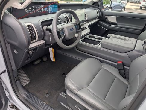 New 2026 Ford Expedition Max Active AWD/4WD image 10