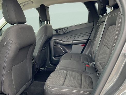 Used 2023 Ford Escape Active w/ Cold Weather Package FWD image 9