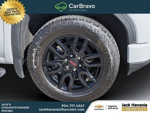 Used 2022 GMC Sierra 1500 Elevation w/ X31 Off-Road Package AWD/4WD image 10