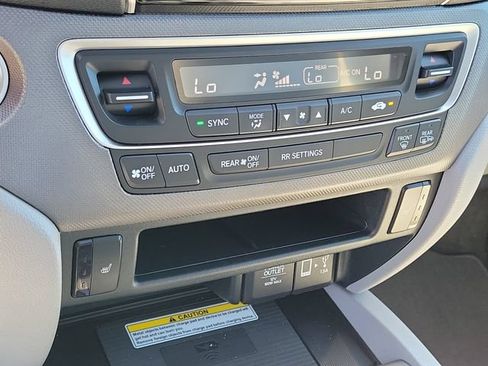 Used 2023 Honda Ridgeline RTL-E image 16