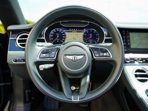 Used 2022 Bentley Continental GT AWD/4WD image 20