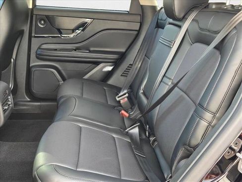 New 2025 Lincoln Corsair Reserve w/ Equipment Group 202A image 15