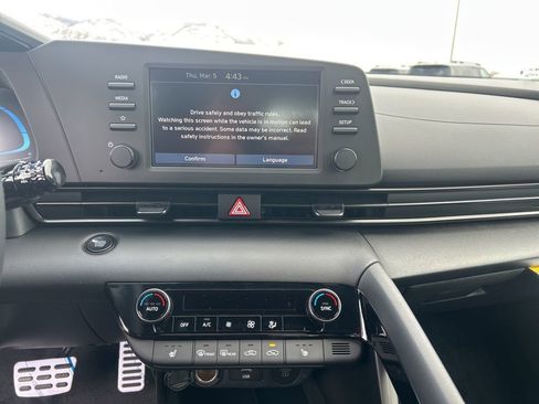 New 2026 Hyundai Elantra SEL Sport Premium FWD image 19