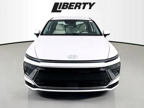 Used 2025 Hyundai Sonata SEL image 2