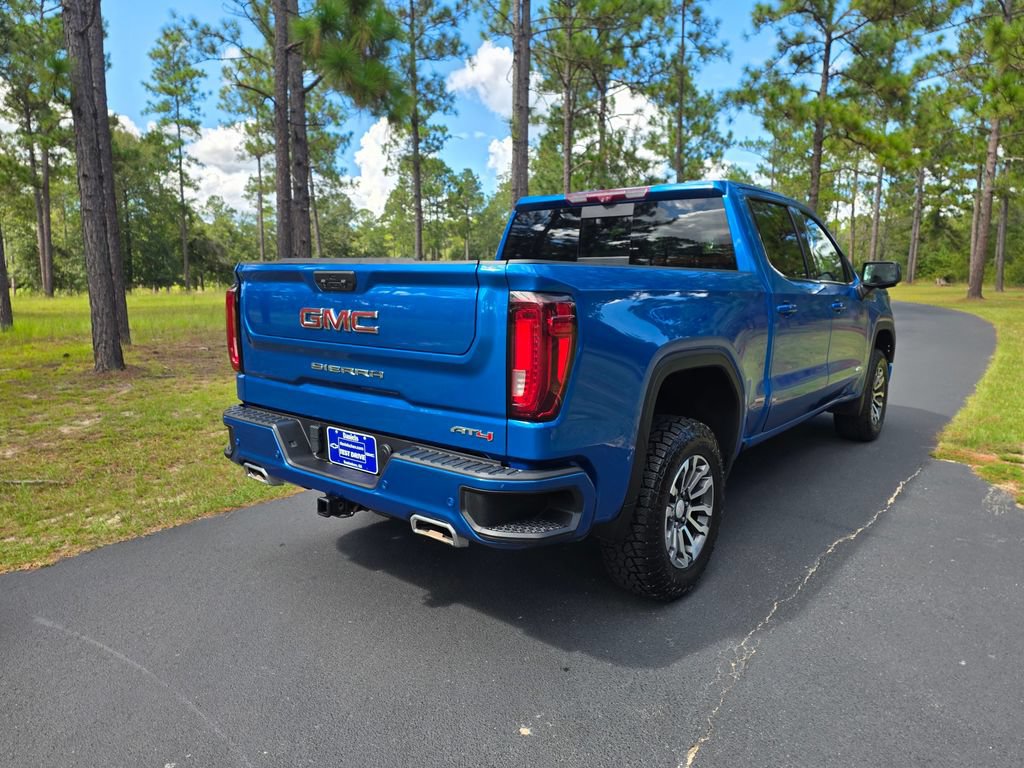 Used 2022 GMC Sierra 1500 AT4 w/ AT4 Premium Package AWD/4WD image 5