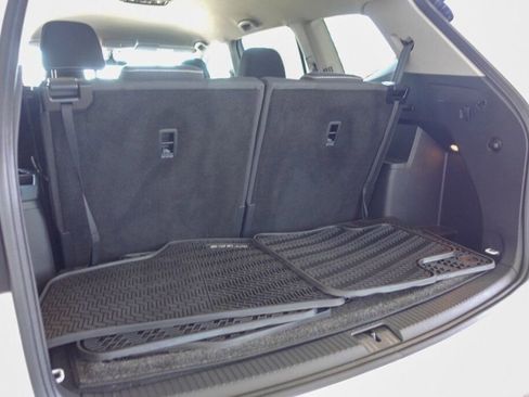 Used 2021 Volkswagen Atlas S image 27