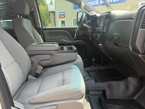 Used 2019 GMC Sierra 2500 4x4 Crew Cab w/ Sierra Convenience Package image 28