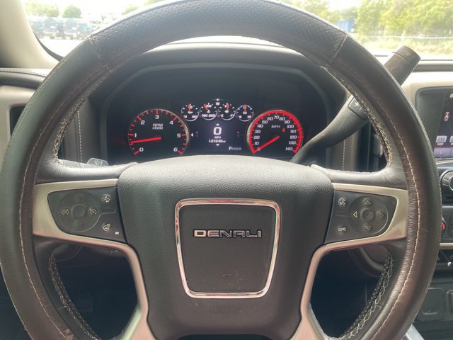 Used 2016 GMC Sierra 1500 Denali w/ Enhanced Driver Alert Package AWD/4WD image 19