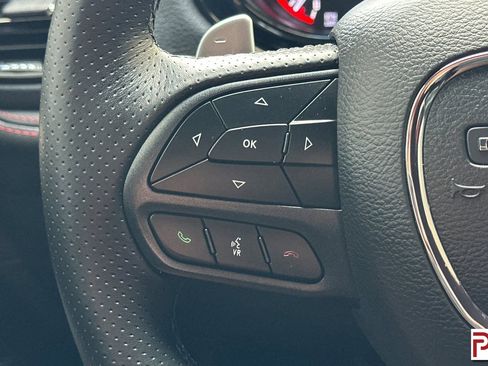 Used 2025 Dodge Durango R/T w/ Blacktop Package image 30