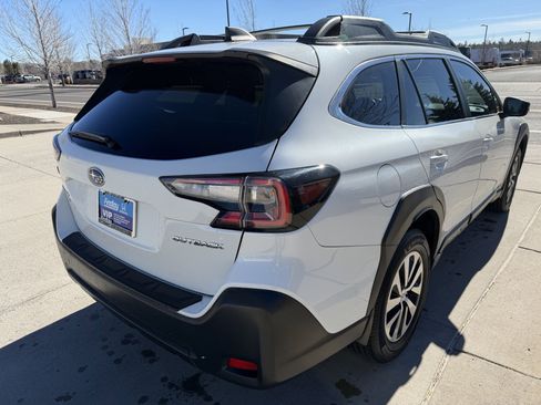 Used 2023 Subaru Outback Premium w/ Popular Package #1 image 5