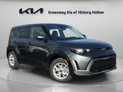 New 2025 Kia Soul LX image 1