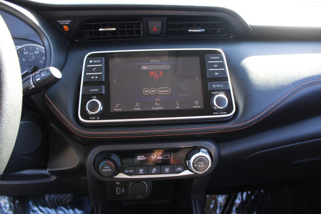 Used 2020 Nissan Kicks SR FWD image 20