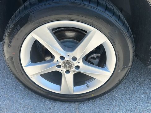 Used 2018 Mercedes-Benz GLE 350 4MATIC image 31