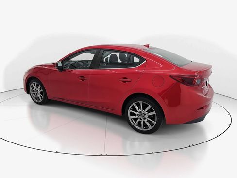 Used 2018 MAZDA MAZDA3 Grand Touring FWD image 9
