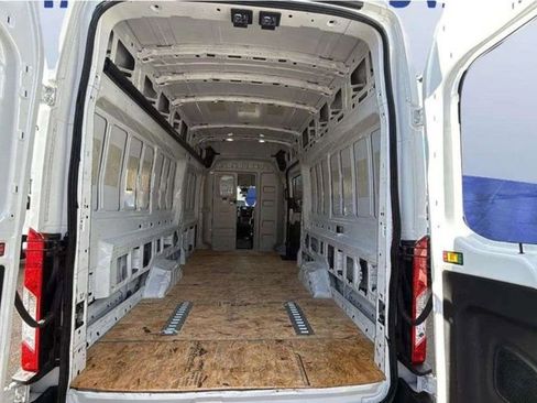 Used 2022 Ford Transit 350 148 High Roof Extended image 15