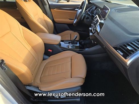 Used 2018 BMW X3 xDrive30i w/ Premium Package image 17