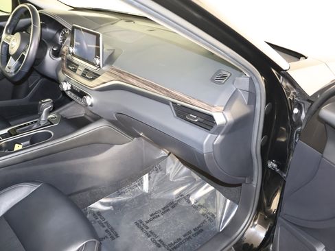 Used 2019 Nissan Altima 2.0 Edition One image 41