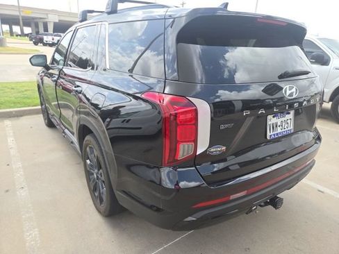 Used 2024 Hyundai Palisade XRT FWD image 3