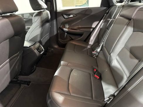 Used 2024 Chevrolet Malibu LT FWD image 16