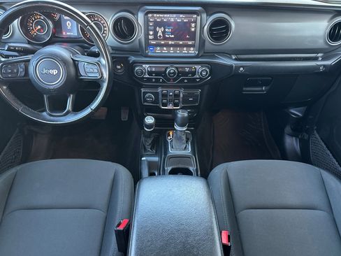 Used 2022 Jeep Gladiator Sport image 14