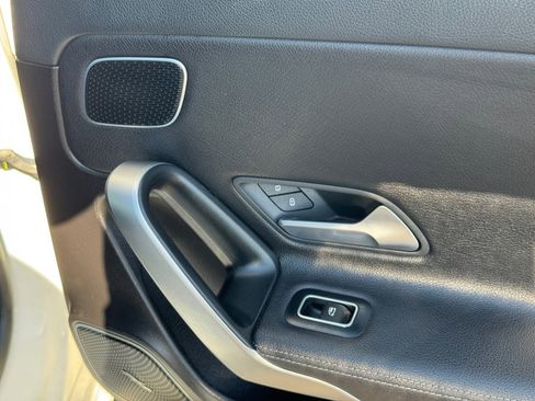 Used 2019 Mercedes-Benz A 220 4MATIC image 32