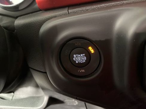 Used 2021 Jeep Wrangler Unlimited Rubicon image 31